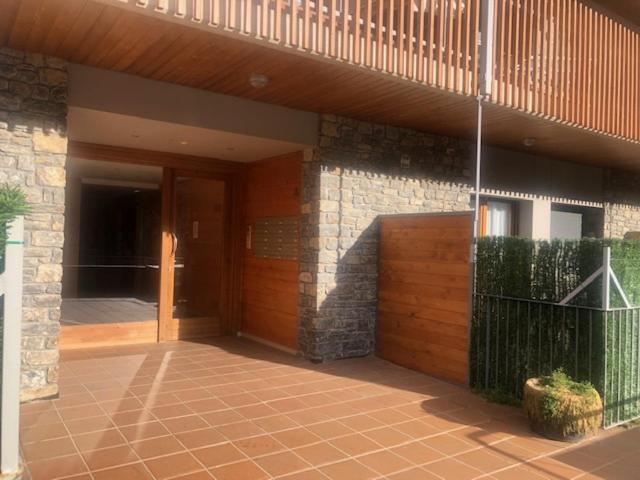 Un Lindo Piso Acogedor Para Desconectar En Sort Exterior foto